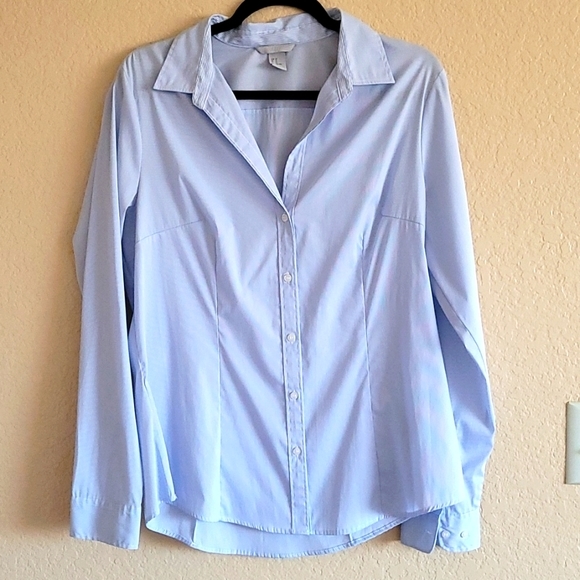 H&M Tops - 3/$15 💥 H&M Women Light Blue Shirt Size 14
